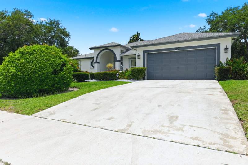 3 bedroom Single Family Residence at 3800 NW 10th Street, Lake Forest South, Delray Beach — photo 2