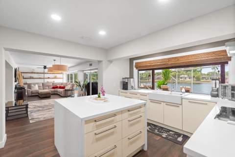 6106 Royal Poinciana Lane, Tamarac FL - photo 13 of 41