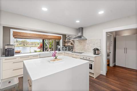 6106 Royal Poinciana Lane, Tamarac FL - photo 11 of 41