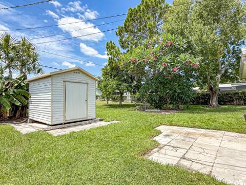 7430 Cocoanut Drive, Lake Worth FL - photo 15 of 17