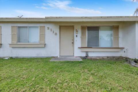 2118 SW Airoso Boulevard, Port St. Lucie FL - photo 6 of 50