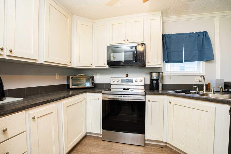 2 bedroom Manufactured Home at 234 Peacock Street, Sandhill Shores, Fort Pierce — photo 5