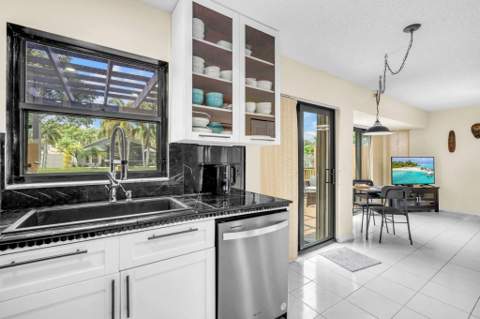 1109 Landings Boulevard, Greenacres FL - photo 19 of 39