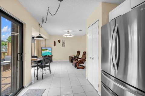 1109 Landings Boulevard, Greenacres FL - photo 20 of 39