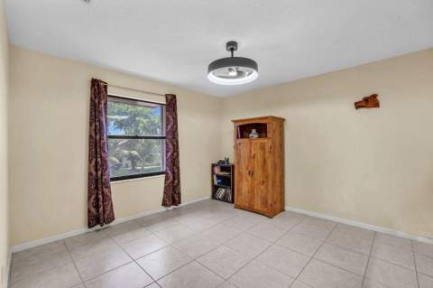 1109 Landings Boulevard, Greenacres FL - photo 24 of 39