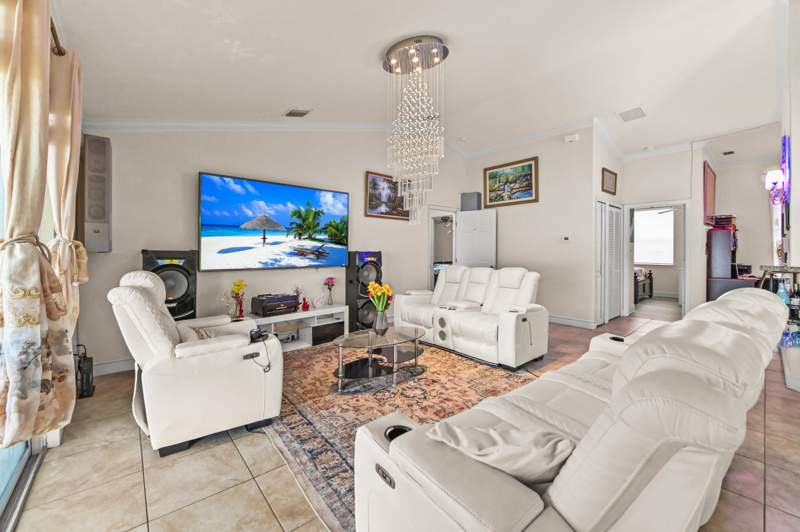 4 bedroom Single Family Residence at 2194 SW Salmon Road, Port St Lucie, Port St. Lucie — photo 5