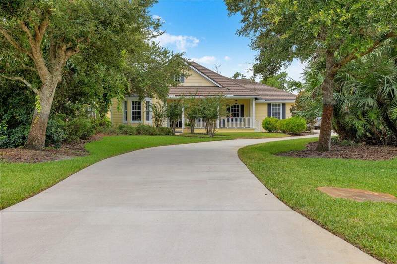 5 bedroom Single Family Residence at 7900 Saddlebrook Drive, PGA Village - Sabal Creek , Port St. Lucie — photo 3