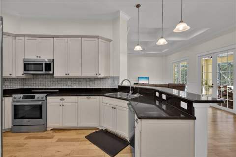 7900 Saddlebrook Drive, Port St. Lucie FL - photo 24 of 147
