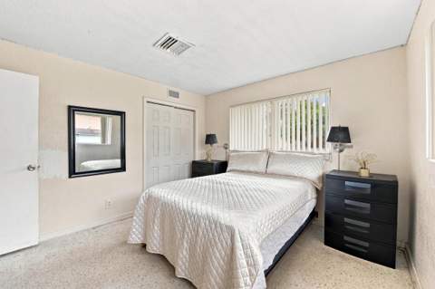 1000 Wyoming Avenue, Fort Lauderdale FL - photo 16 of 36