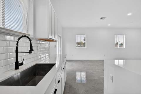 655 NW 24th Avenue, Fort Lauderdale FL - photo 15 of 35