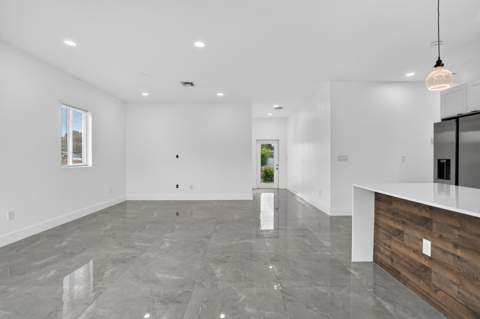 655 NW 24th Avenue, Fort Lauderdale FL - photo 21 of 35