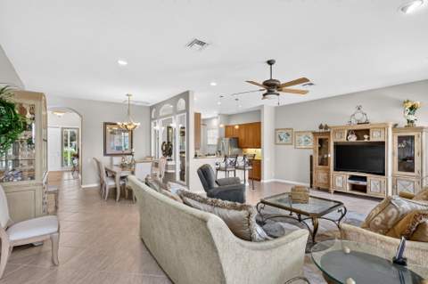 347 NW Shoreview Drive, Port St. Lucie FL - photo 15 of 78