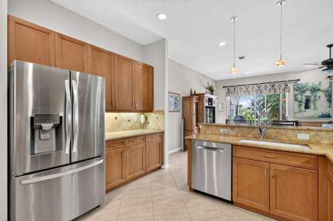 347 NW Shoreview Drive, Port St. Lucie FL - photo 22 of 78