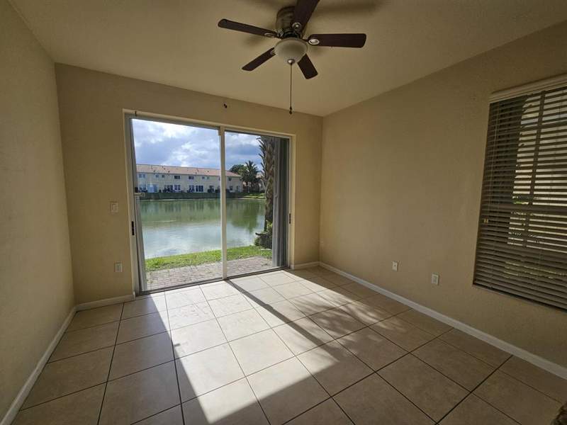 3 bedroom Villa at 3255 NW 31st Terrace, Strok Plat No 2, Oakland Park — photo 3