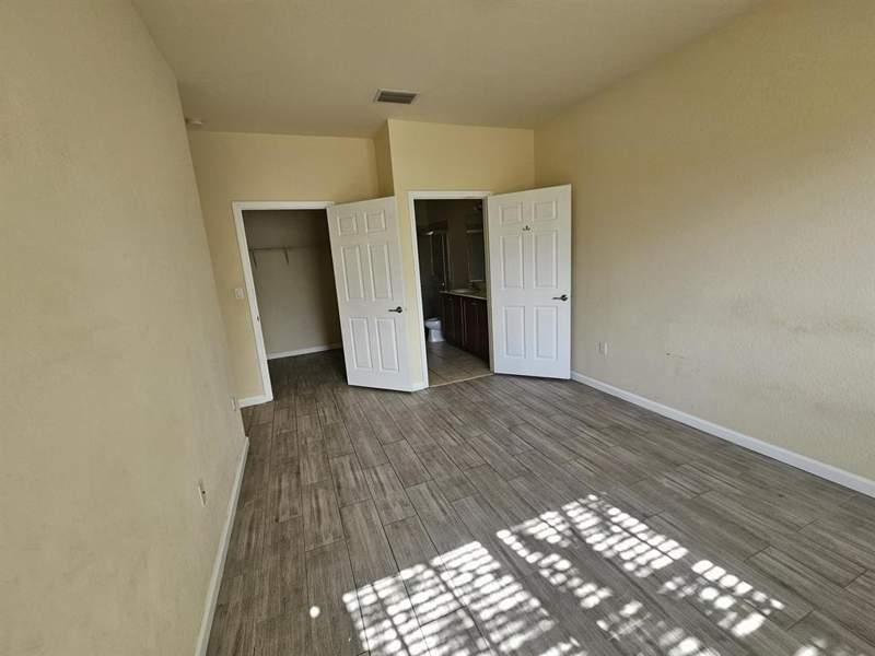 3 bedroom Villa at 3255 NW 31st Terrace, Strok Plat No 2, Oakland Park — photo 5