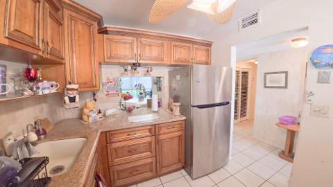 14790 Bonaire Boulevard #210, Delray Beach FL - photo 6 of 18
