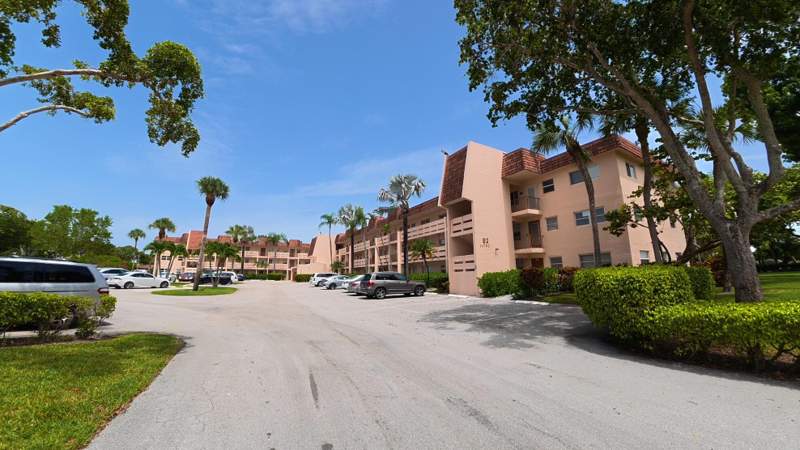 2 bedroom Condominium at 14790 Bonaire Boulevard #210, Villages Of Oriole Bonaire, Delray Beach — photo 2