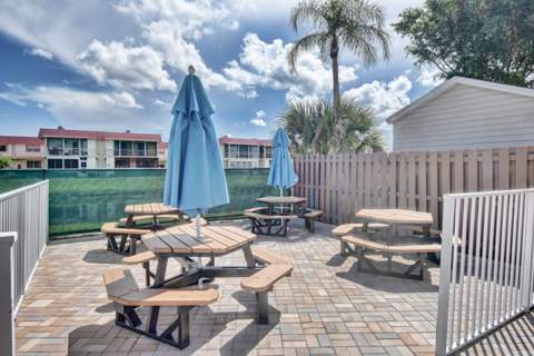 120 Brittany Terrace #C, Delray Beach FL - photo 20 of 69
