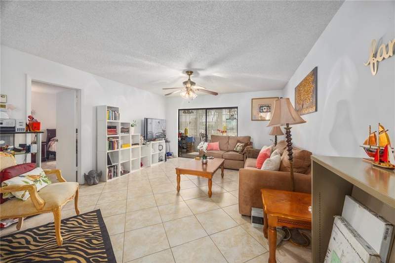 2 bedroom Condominium at 3990 NW 42nd Avenue #311, Topaz South Condo, Lauderdale Lakes — photo 2