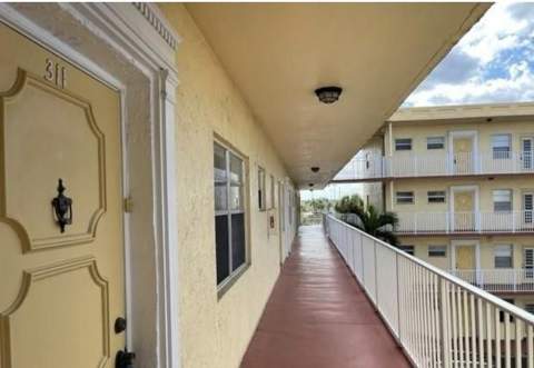 3990 NW 42nd Avenue #311, Lauderdale Lakes FL - photo 15 of 23