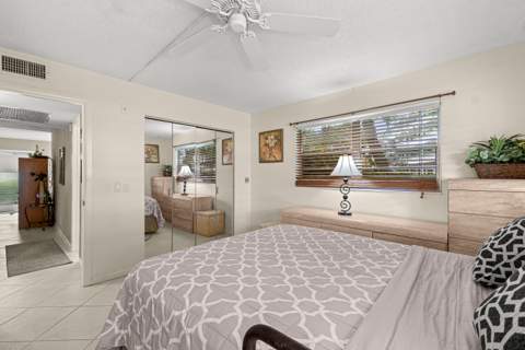 265 Newport R Drive #R, Deerfield Beach FL - photo 16 of 35