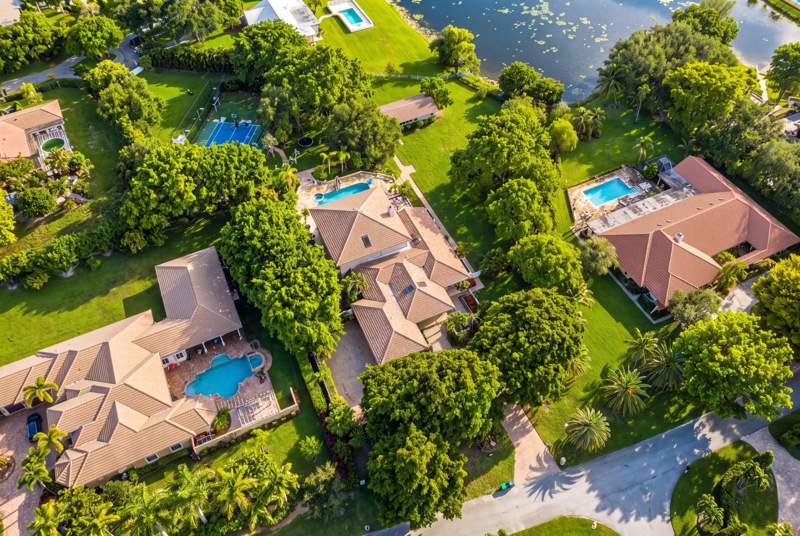 8 bedroom Single Family Residence at 4351 NW 101st Drive, Running Brook Hills, Coral Springs — photo 2