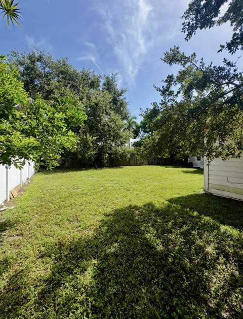 10103 Pinafore Lane, Royal Palm Beach FL - photo 24 of 25