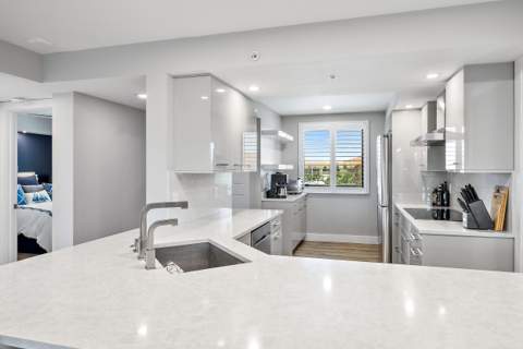 2201 Marina Isle Way #506, Jupiter FL - photo 9 of 32