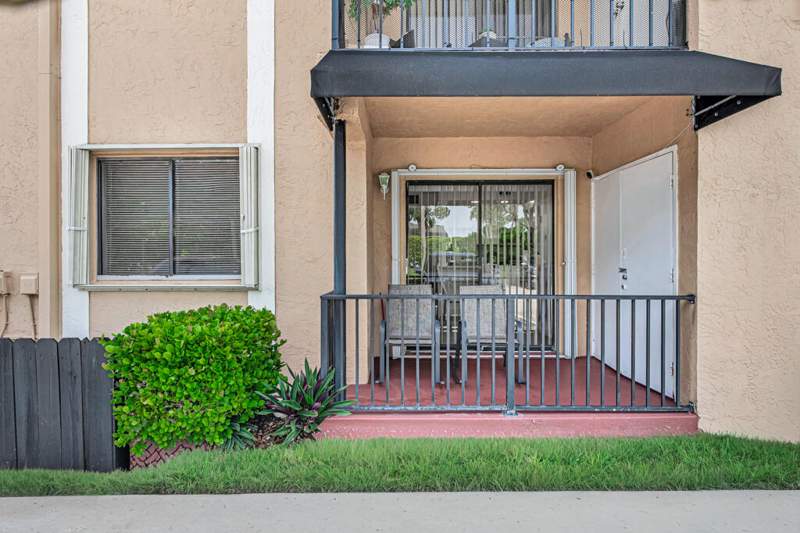 2 bedroom Condominium at 6043 10th Avenue #129, Laurels At Sherwood Condo, Greenacres — photo 2