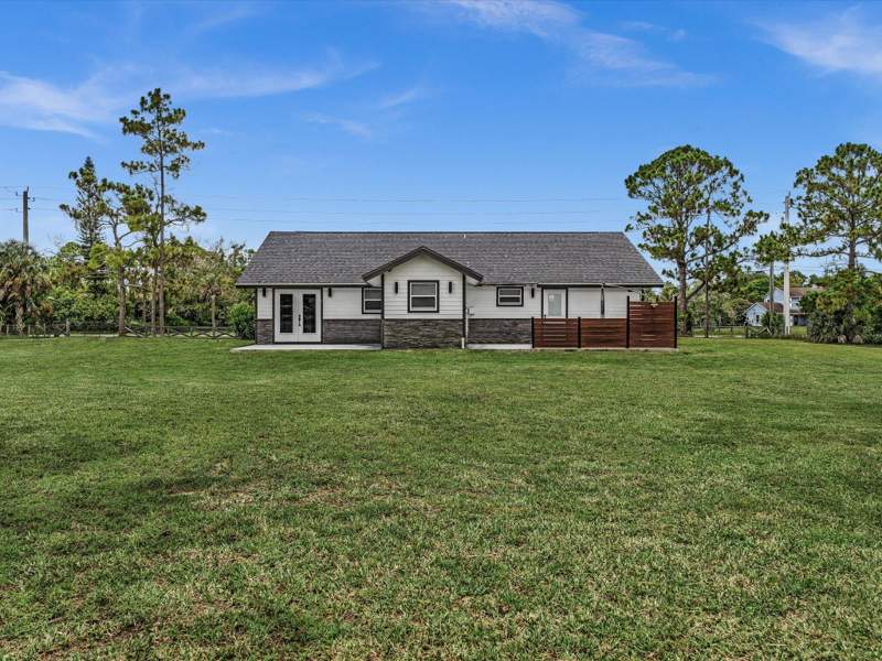 3 bedroom Single Family Residence at 14566 Temple Boulevard, The Acreage, The Acreage — photo 4