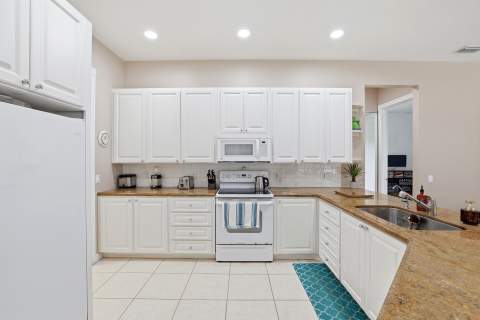 2810 Hancock Creek Road, West Palm Beach FL - photo 9 of 28