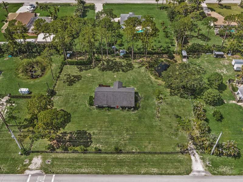 3 bedroom Single Family Residence at 14566 Temple Boulevard, The Acreage, The Acreage — photo 3