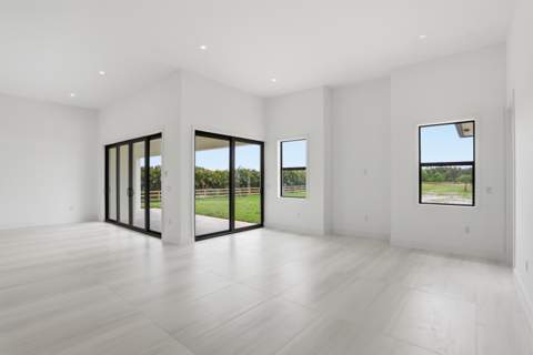 2324 Deer Run Trail, Loxahatchee FL - photo 12 of 36