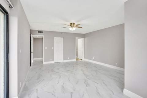 2200 S Cypress Bend Drive #707, Pompano Beach FL - photo 9 of 65