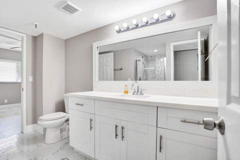 2200 S Cypress Bend Drive #707, Pompano Beach FL - photo 16 of 65