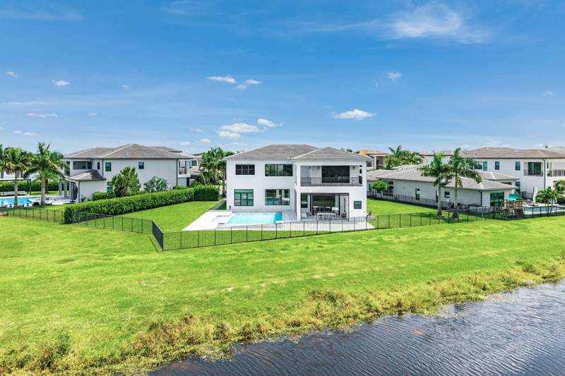 5 bedroom Single Family Residence at 9611 Chianti Classico Terrace, Boca Bridges, Boca Raton — photo 2
