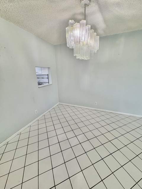 209 Oxford 200, West Palm Beach FL - photo 9 of 28