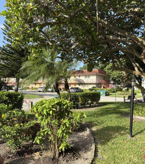 209 Oxford 200, West Palm Beach FL - photo 21 of 28