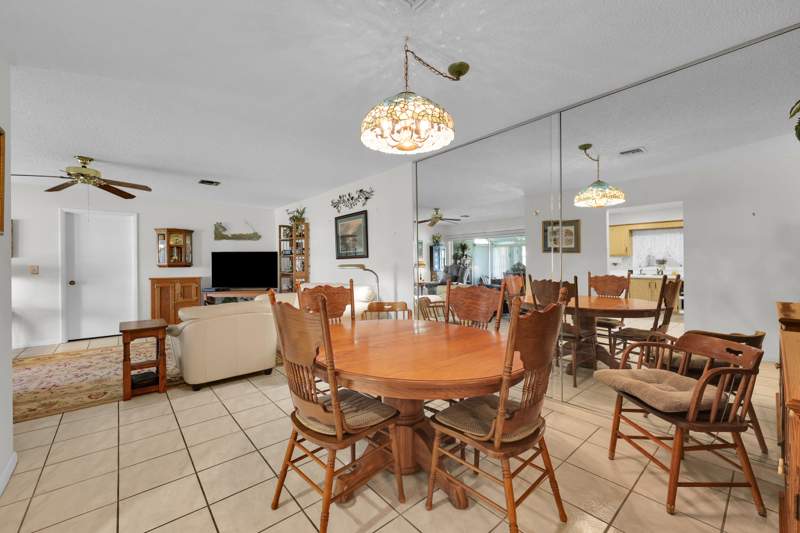 2 bedroom Condominium at 515 Ponderosa Drive #42a, The Grove Condominium Section 1, Fort Pierce — photo 3