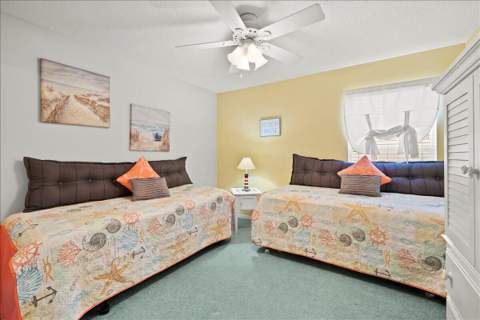 2001 Cypress Avenue, Fort Pierce FL - photo 24 of 32