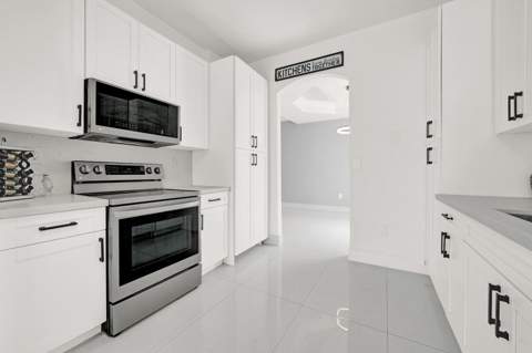 17021 NW 10th Street, Pembroke Pines FL - photo 10 of 75
