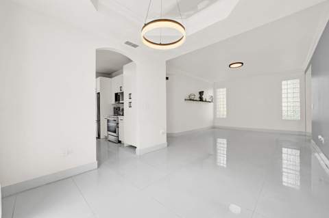 17021 NW 10th Street, Pembroke Pines FL - photo 15 of 75