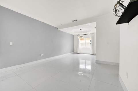 17021 NW 10th Street, Pembroke Pines FL - photo 18 of 75