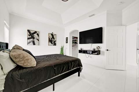 17021 NW 10th Street, Pembroke Pines FL - photo 24 of 75