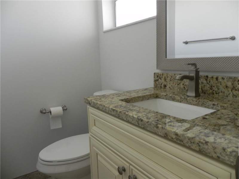 1 bedroom Condominium at 4650 Washington Street #207, Hillcrest Country Club Apts, Hollywood — photo 5