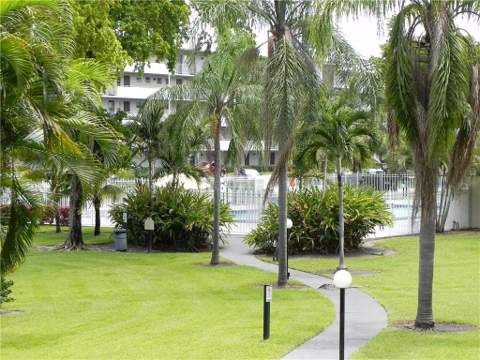 4650 Washington Street #207, Hollywood FL - photo 11 of 34