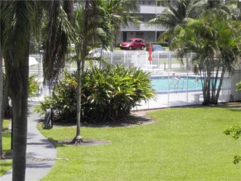 4650 Washington Street #207, Hollywood FL - photo 13 of 34