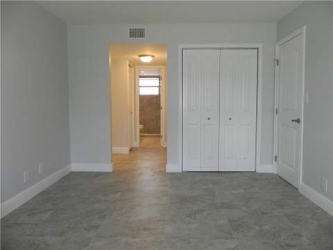 4650 Washington Street #207, Hollywood FL - photo 16 of 34