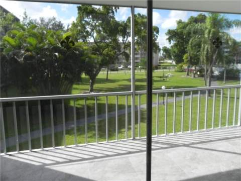 4650 Washington Street #207, Hollywood FL - photo 21 of 34