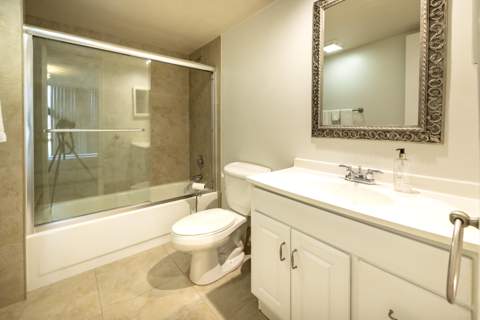 525 N Ocean Boulevard #423, Pompano Beach FL - photo 11 of 38